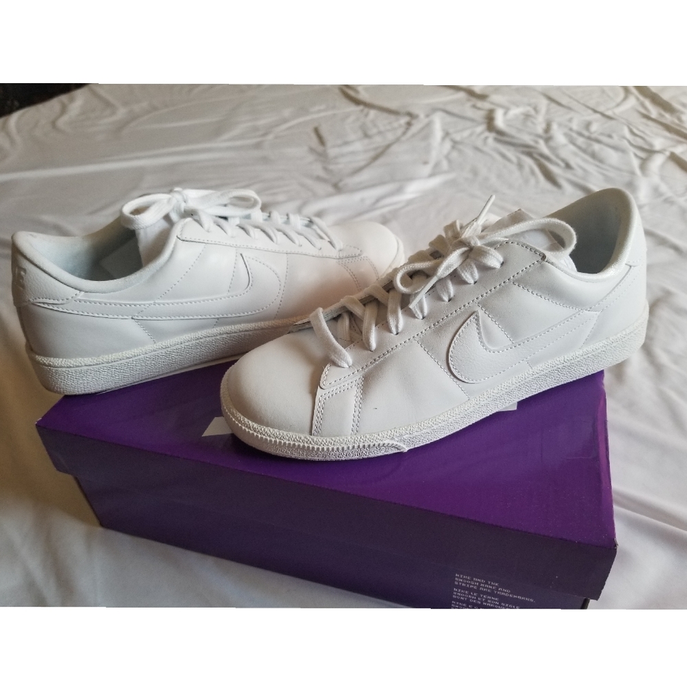 White Nike